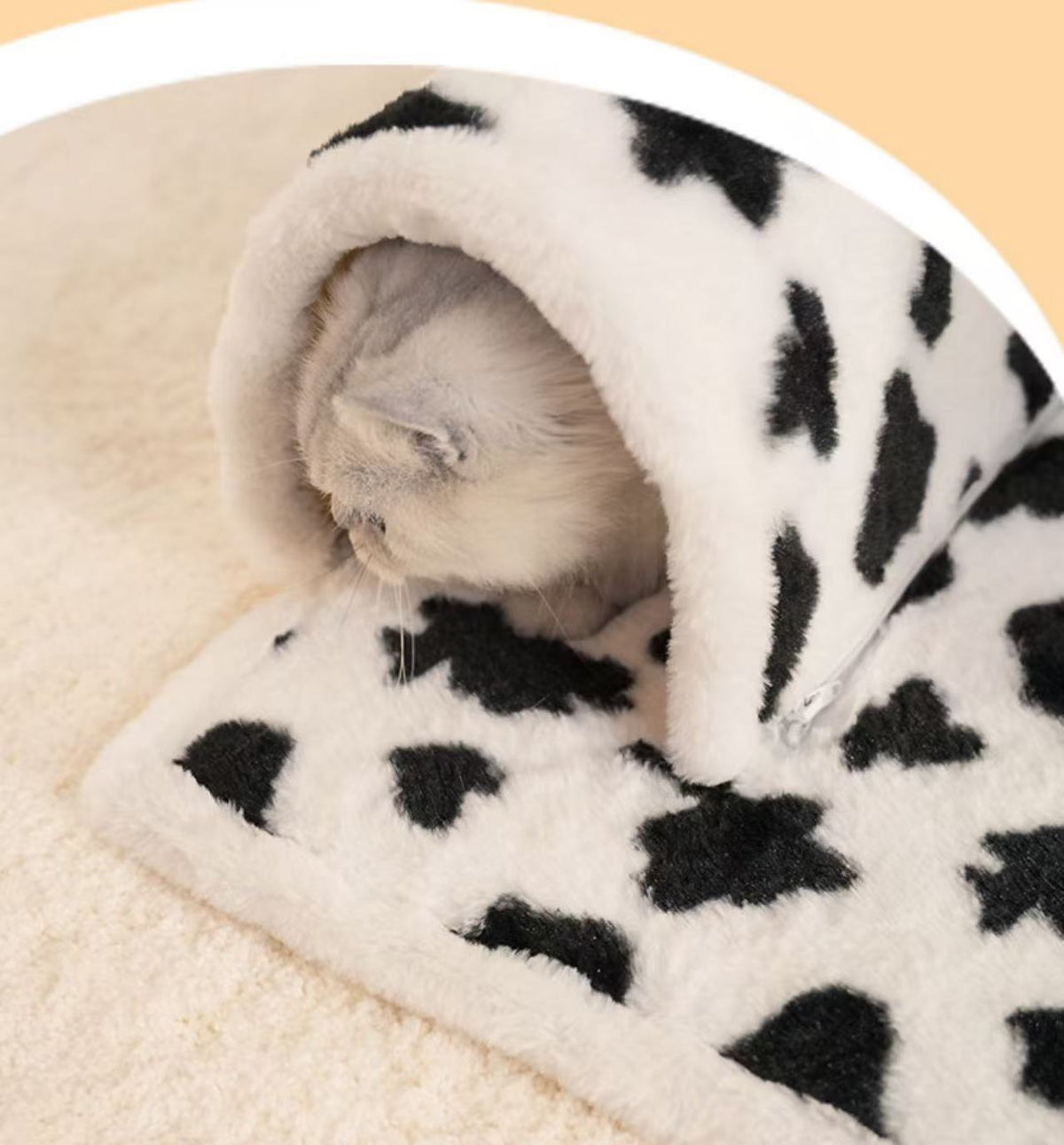 Cozy Hide! Milk Plaid Cat Tunnel Bed